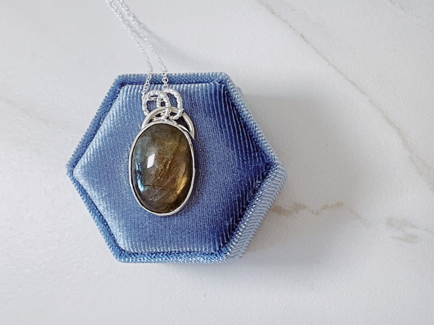 Dainty Labradorite Necklace