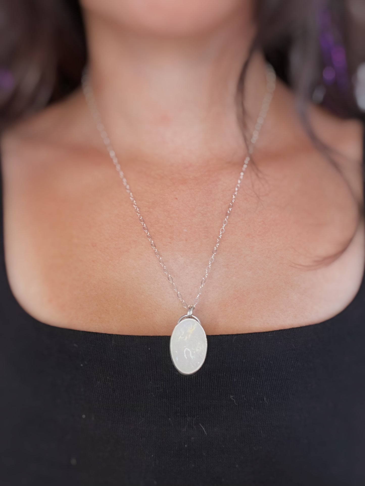 Plain bezel moonstone necklace